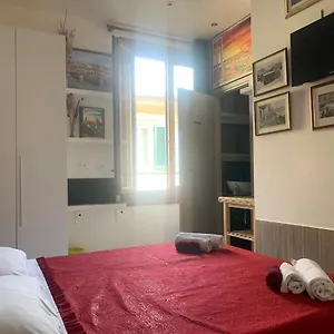 https://guest-house-biffi-simone.it-tuscanyhotel.com